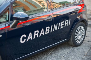 İtalyan Carabinieri polis güçlerinin askeri kuvvetleri için amaçlanan araç