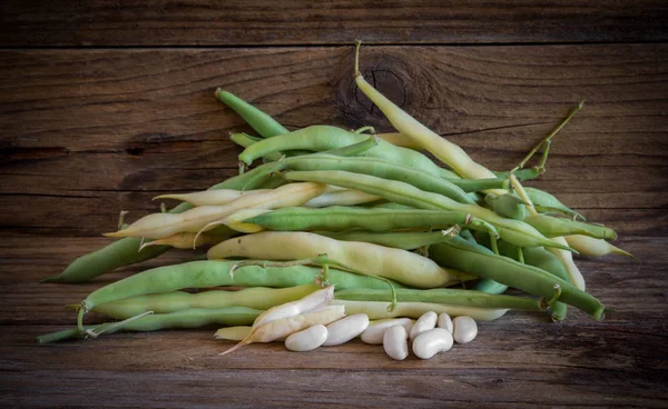 Haricots Blancs Frais Appelés Cannellini Vient Cueillir Sur Une Table — Photo