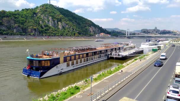 Budapest Hungría Agosto 2018 Paisaje Con Vistas Río Danubio Con — Vídeo de stock