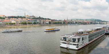 Budapeşte, Macaristan - 3 Ağustos, 2018: Budapeşte Parlamentosu Budapeşte'de bir saray, sembol ve Macar Ulusal Meclis koltuğum