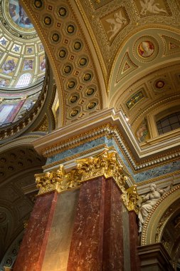 Budapeşte, Macaristan - 3 Ağustos, 2018: Budapeşte Parlamentosu Budapeşte'de bir saray, sembol ve Macar Ulusal Meclis koltuğum