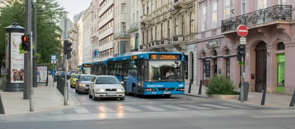 Budapest Hongarije Augustus 2018 City Verkeer Van Bussen Auto Centrum — Stockfoto