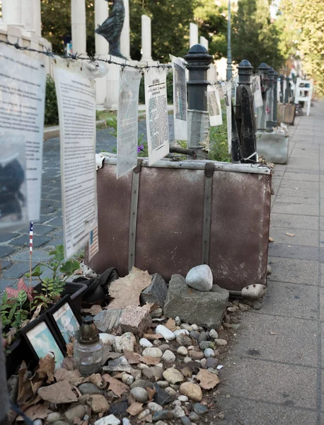 Budapest Hungría Agosto 2018 Monumento Las Víctimas Ocupación Alemana Plaza —  Fotos de Stock