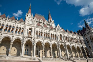 Budapeşte, Macaristan - 8 Ağustos, 2018: Budapeşte Parlamentosu Budapeşte'de bir saray, sembol ve Macar Ulusal Meclis koltuğum