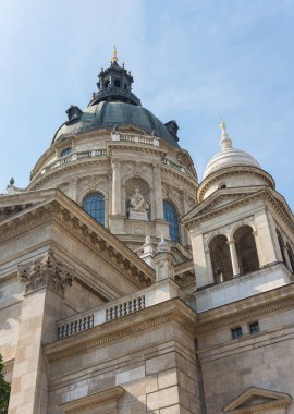 Budapeşte, Macaristan - 7 Ağustos, 2018: dış of.St. Stephen Bazilikası detayları