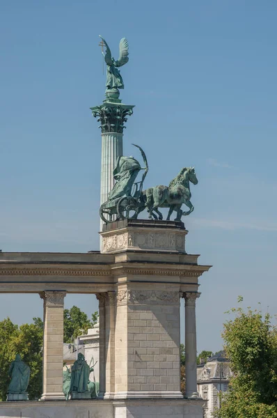 Budapest Hungary August 2018 Suggestive View Varosligeti Park Heroes Square — Stock Photo, Image