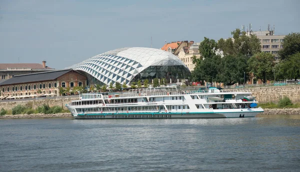 Budapest Magyarország Augusztus 2018 Táj Kilátással Duna Folyami Hajókkal Használt — Stock Fotó