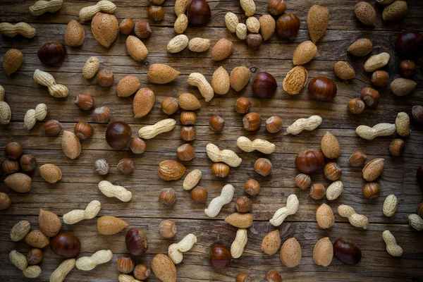 Mistura Frutos Secos Amêndoas Avelãs Amendoins Madeira — Fotografia de Stock