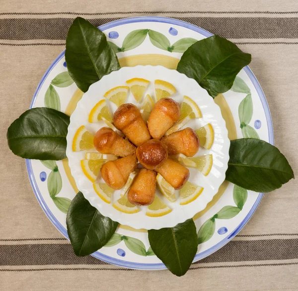 Typisch Neapolitanisches Dessert Namens Baba — Stockfoto