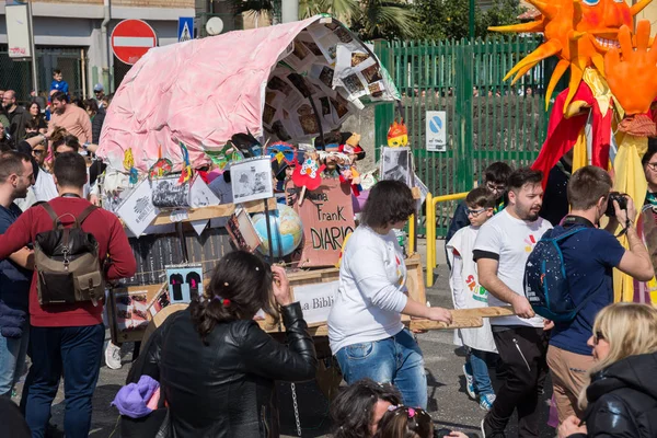 37 carnaval in Scampia - Napels - Italië — Stockfoto