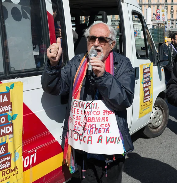 Événement mondial "vendredi pour l'avenir" à Naples - Italie — Photo