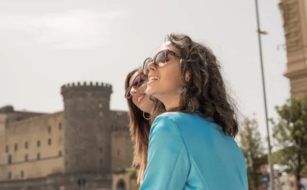 Young girl  in tourist in Naples - Italy — Stock Photo, Image