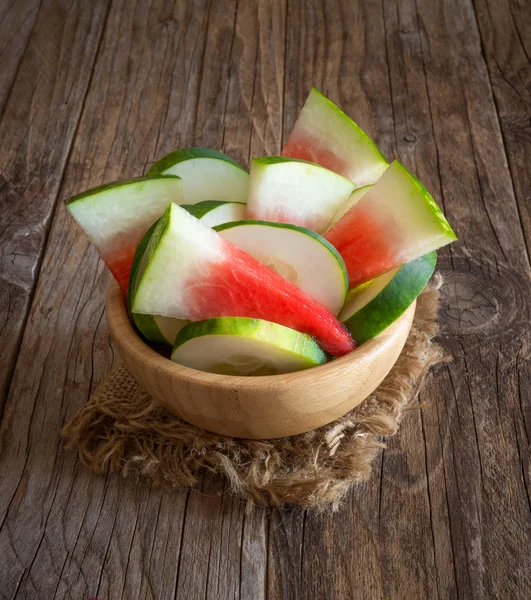 Bowl of cucumber and waterrmelon — Stock Photo, Image