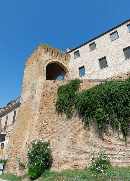 Außenansicht Des Mittelalterlichen Dorfes Acquaviva Picena Ascoli Piceno Italien — Stockfoto