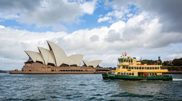 Sydney Opera House Och Färja Från Hamnen Ferry Sydney Nsw — Stockfoto