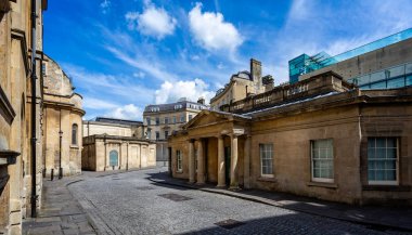 Sıcak banyo Street, Bath, Somerset, İngiltere üzerinde 13 Mayıs 2018 alınan sıcak banyo