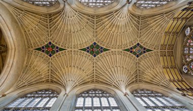 Bath Abbey Bath, Somerset, İngiltere 15 Ağustos 2013'de alınan süslü tavan