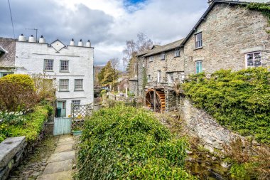 Su değirmeni 14 Nisan 2015 alınan Ambleside, Cumbria, İngiltere
