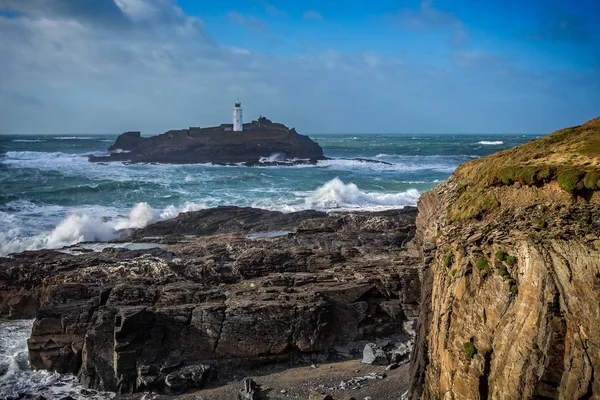 Dramatiska Stormigt Hav Med Stora Vågor Kraschar Godrevy Lighthouse Ives — Stockfoto