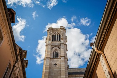 St Vincent katedral kule Chalon sur Saone, Burgundy, Fransa üzerinde 29 Ağustos 2018