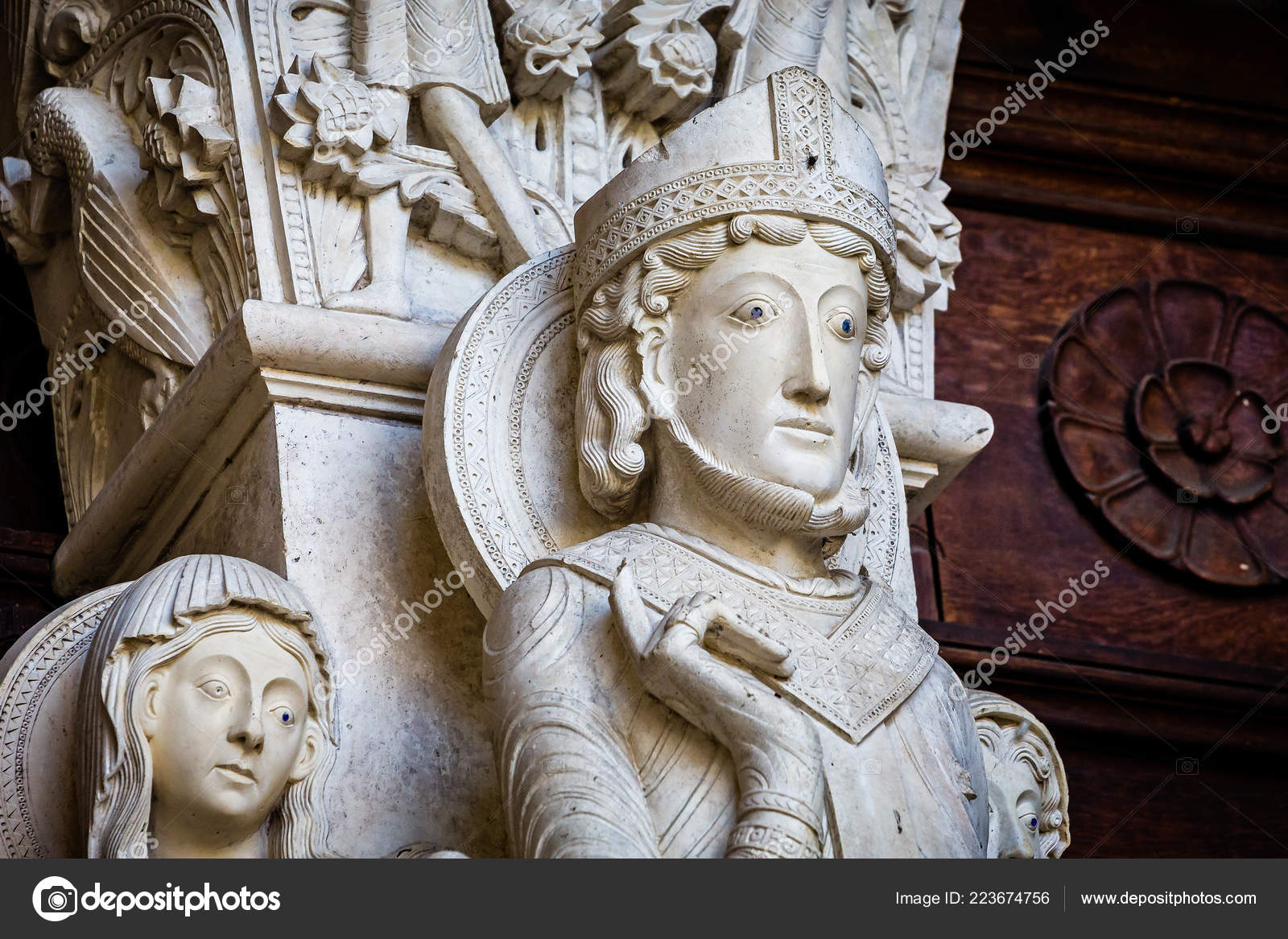 Close Element Last Judgement Tympanum Gislebertus Autun Cathedral Burgundy France Stock Editorial Photo C Njarvis