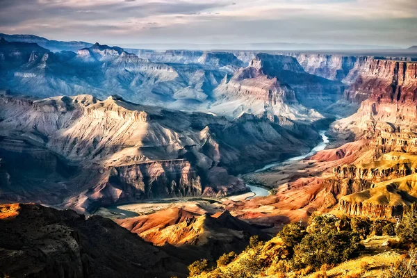 Büyük Kanyon vista şafakta büyük kanyon, Arizona, ABD, 1 Kasım 2008 tarihinde alınan.