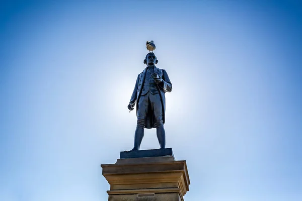 Captain Cook Μνημείο Λαμβάνονται Whitby Γιορκσάιρ Ηνωμένο Βασίλειο Στις Μαΐου — Φωτογραφία Αρχείου