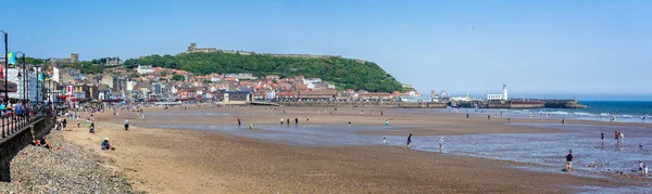 Scarborough Beach Panorama Scarborough Yorkshire Ngiltere Mayıs 2018 Alınan — Stok fotoğraf