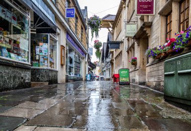 Bradford on Avon, Wiltshire, İngiltere 25 Ağustos 2014 alınan ıslak bir gün karmakarışık