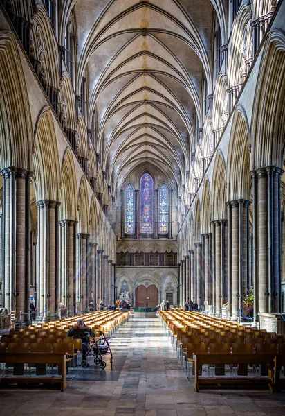 Katedra Salisbury Hali Głównej Odbicie Okna Witraże Salisbury Wiltshire Wielka — Zdjęcie stockowe