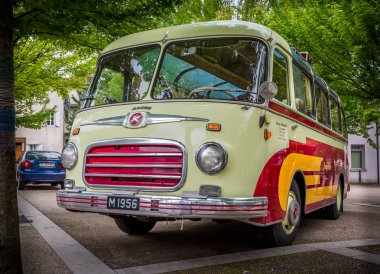 Klasik 1950'li yıllarda Setra touring koç St Leger sur Dheune, Fransa'da 4 Haziran 2016