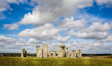 Stonehenge Wiltshire, İngiltere'de 13 Ağustos 2016 üzerinde