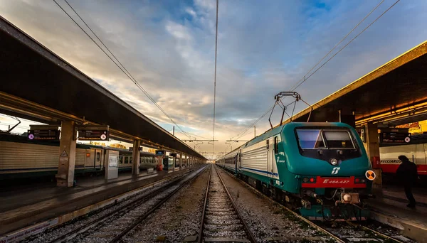 Treno Binario Della Stazione Ferroviaria Venezia Novembre 2018 — Foto Stock