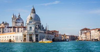 Santa Maria della Salute Kilisesi St Mark's meydanından, Venedik, İtalya üzerinde 28 Kasım 2018 görünümünü