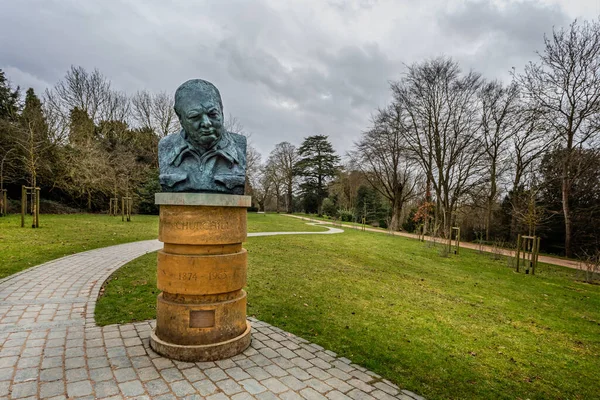 Estatua Bronce Oscar Nemon Sir Winston Churchill Los Terrenos Del — Foto de Stock