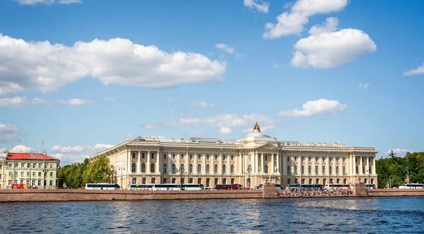 Russian Academy Arts Building Exterior River Neva Petersburg Russia July — Stock Photo, Image