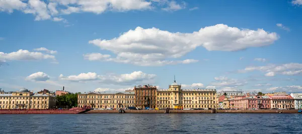 Iconic Grand Building Waterfront River Neva Petersburg Russia July 2019 — Stock Photo, Image
