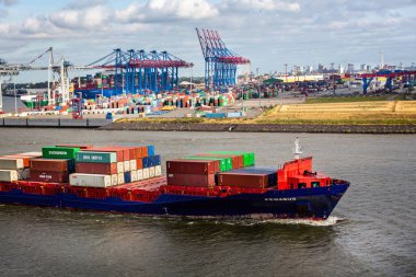 Hamburg Konteyner gemisi ile Hamburg, Almanya 'da 16 Temmuz 2019' da