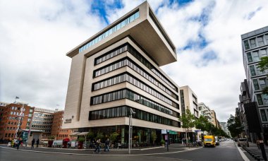 16 Temmuz 2019 'da Almanya' nın Hamburg kentindeki modern mimari