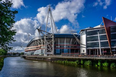 8 Haziran 2019 'da İngiltere' nin Cardiff kentindeki Şeker Nehri 'nin batı kıyısından Principality veya Millennium Stadyumu