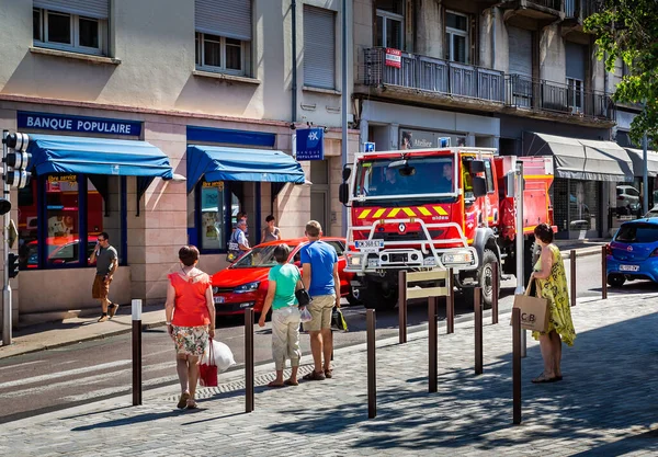 Rotes Löschfahrzeug Auf Dem Weg Zum Notfall Autun Burgund Frankreich — Stockfoto