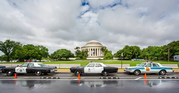 Trío Coches Antiguos Policía Estadounidense Estacionado Frente Jefferson Memorial Washington — Foto de Stock