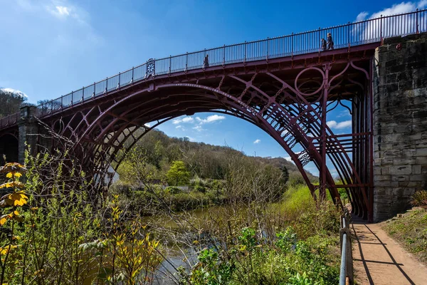 Worlds First Iron Bridge River Severn Ironbridge Shropshire April 2019 — Stock Photo, Image