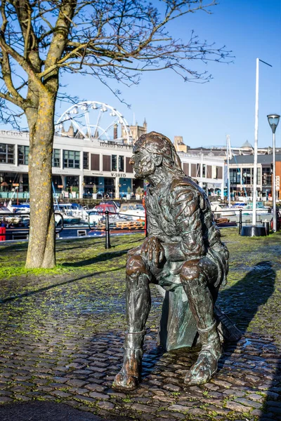 Statue John Cabot Discoverer North America Arnolfi Centre Bristol Avon — Stock Photo, Image