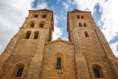7 Eylül 2019 'da Burgundy, Fransa' daki Paray Le Monial 'daki İkonik Kutsal Kalp Kilisesi