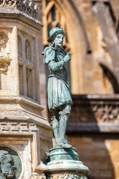 Primer Plano Estatua Sir Francis Drake Digby Memorial Cross Frente — Foto de Stock