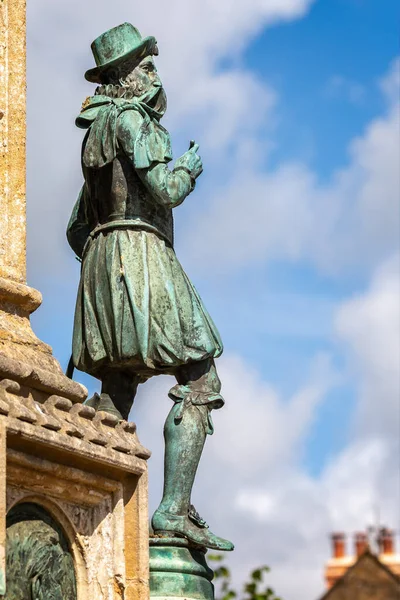 Primer Plano Estatua Sir Francis Drake Digby Memorial Cross Frente — Foto de Stock