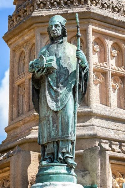 Primer Plano Estatua Del Obispo Roger Digby Memorial Cross Frente — Foto de Stock
