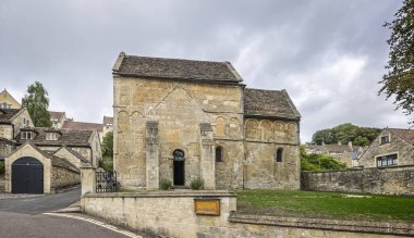 St. Laurence Kilisesi, Bradford-on-Avon, Wiltshire, İngiltere, İngiltere 'de 13 Eylül 2025' te değiştirilmemiş Anglo-Sakson kiliselerinden biri.