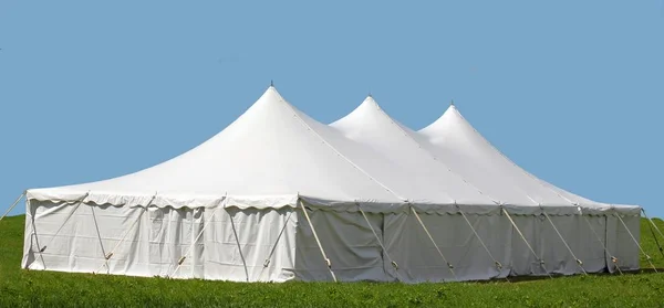 Large White Events Wedding Tent Clear Summer Day Лицензионные Стоковые Изображения